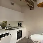 Borgo Degli Studi 7 Apartment *