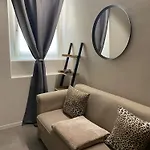Borgo Degli Studi 7 * Parma