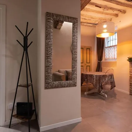 Apartment Borgo Degli Studi 7 Parma