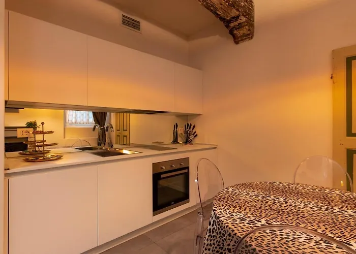 Borgo Degli Studi 7 Lejlighed