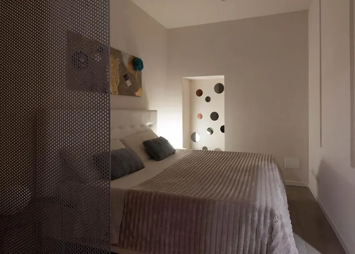 Apartment Borgo Degli Studi 7